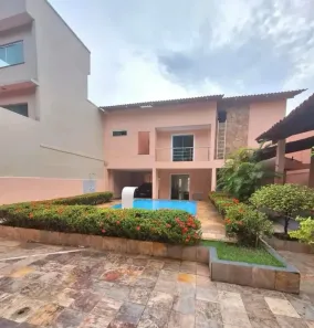 Casa de Condomínio com 4 Quartos para alugar, 250m² no Aleixo, Manaus