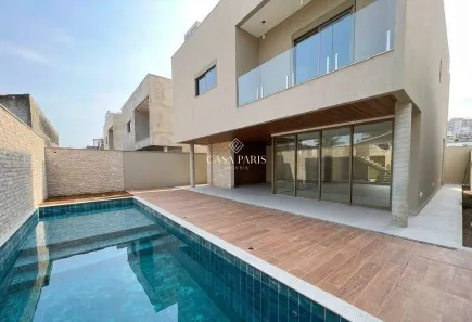 Sobrado com 4 Quartos à venda, 337m² no Canto do Forte, Praia Grande