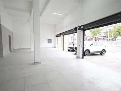 Ponto Comercial para venda ou aluguel, 434m² no Passo da Areia, Porto Alegre