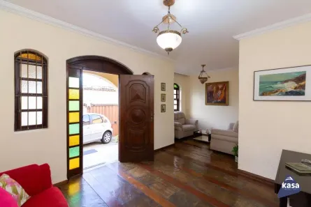 Casa com 7 Quartos à venda, 647m² no Padre Eustáquio, Belo Horizonte