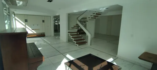 Casa com 4 Quartos à venda, 600m² no Morada da Colina, Uberlândia