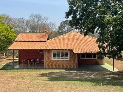 Fazenda/Sítio com 3 Quartos à venda, 174m² no Centro, Águas de São Pedro