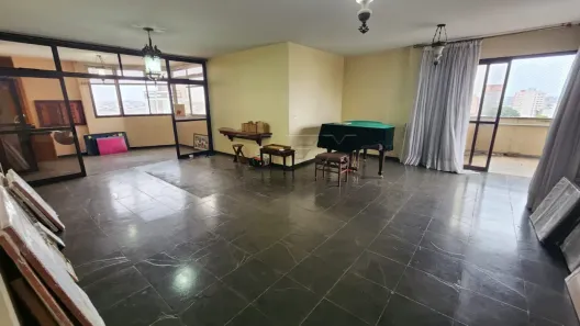 Apartamento com 3 Quartos à venda, 250m² no Vila Noemy, Bauru