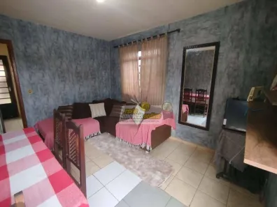 Casa com 2 Quartos à venda, 66m² no Jardim Elza Amuí IV, Uberaba