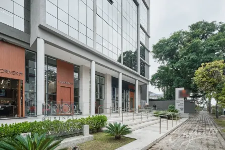 Ponto Comercial para alugar, 714m² no Seminário, Curitiba