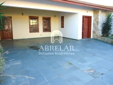 Sobrado com 4 Quartos à venda, 344m² no Vila Nogueira, Campinas