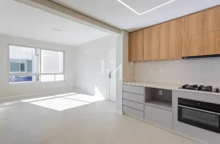 Apartamento com 3 Quartos à venda, 94m² no Centro, Florianópolis