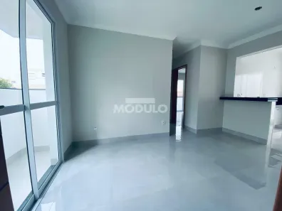 Apartamento com 2 Quartos à venda, 66m² no Santa Mônica, Uberlândia