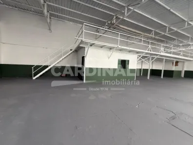 Galpão/Depósito/Armazém para alugar, 580m² no Quintino Facci I, Ribeirão Preto