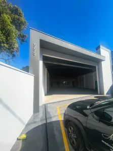 Galpão/Depósito/Armazém para alugar, 244m² no Vila Nova Botucatu, Botucatu