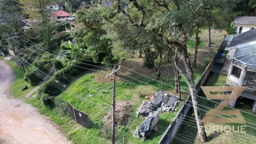 Lote/Terreno à venda, 1075m² no Jardim Manancial, Campos do Jordão