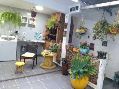 Casa com 3 Quartos à venda, 220m² no Mirandópolis, São Paulo