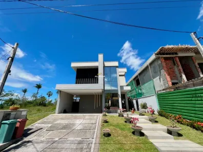 Casa de Condomínio com 4 Quartos à venda, 200m² no Cidade Alpha, Eusébio