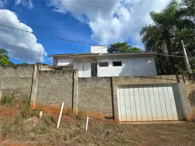 Fazenda/Sítio com 2 Quartos à venda, 257m² no Portal da Figueira, Itapetininga