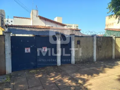 Casa com 3 Quartos à venda, 186m² no Jaraguá, Uberlândia