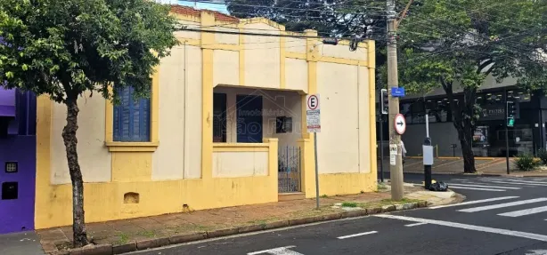 Casa com 3 Quartos à venda, 159m² no Centro, Araraquara