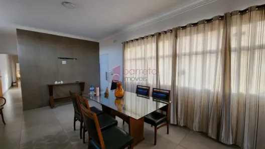 Casa com 3 Quartos para alugar, 251m² no Jardim Messina, Jundiaí