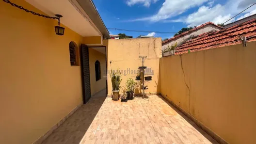 Casa com 3 Quartos para venda ou aluguel, 170m² no Vila Ipojuca, São Paulo
