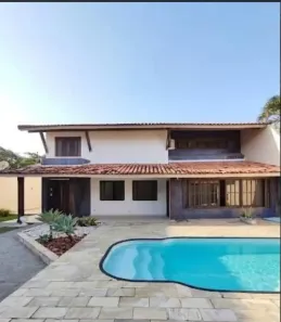 Casa de Condomínio com 5 Quartos para alugar, 500m² no Buraquinho, Lauro de Freitas