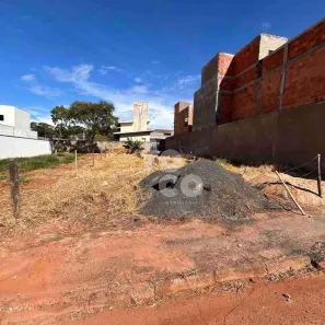 Lote/Terreno à venda, 367m² no Jardim Karaíba, Uberlândia