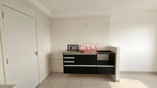Apartamento com 2 Quartos para alugar, 34m² no Colônia (Zona Leste), São Paulo