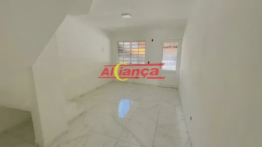 Casa com 2 Quartos à venda, 70m² no Jardim Adriana, Guarulhos