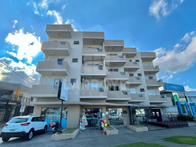 Apartamento com 3 Quartos para alugar, 91m² no Vila Moema, Tubarão
