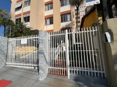 Apartamento com 3 Quartos para alugar, 79m² no Centro, Londrina