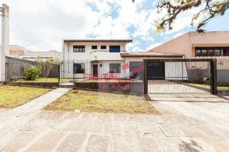 Sobrado com 3 Quartos à venda, 220m² no Parolin, Curitiba