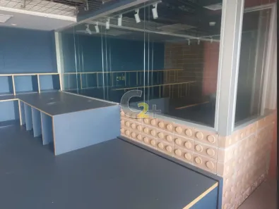 Prédio Comercial para alugar, 900m² no Várzea da Barra Funda, São Paulo
