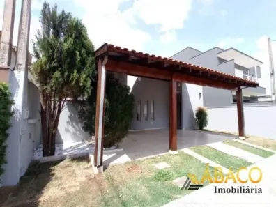 Casa com 3 Quartos à venda, 200m² no Jardim Bandeirantes, São Carlos