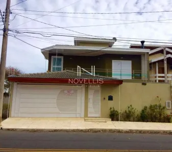 Casa com 4 Quartos para alugar, 320m² no Loteamento Villa Branca, Jacareí