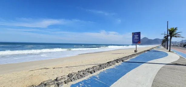 Lote/Terreno à venda, 800m² no Jardim Atlântico Central (Itaipuaçu), Maricá