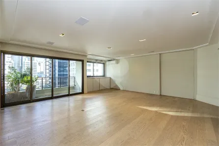 Apartamento com 4 Quartos à venda, 200m² no Jardim Europa, São Paulo