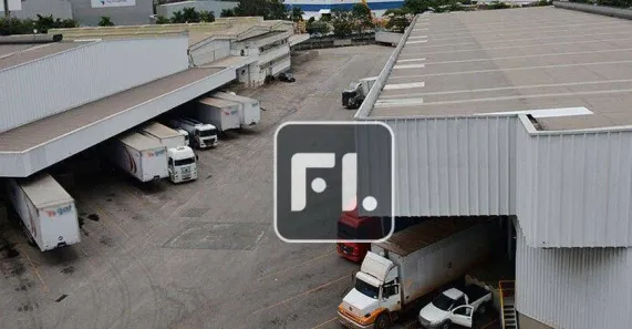 Galpão/Depósito/Armazém para alugar, 1351m² no Irajá, Rio de Janeiro