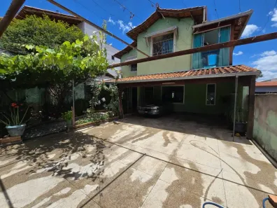 Casa com 4 Quartos à venda, 269m² no Canaã, Belo Horizonte