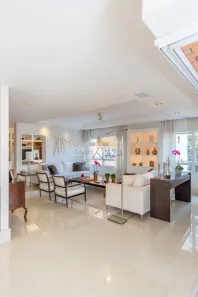 Apartamento com 4 Quartos à venda, 243m² no Vila Uberabinha, São Paulo