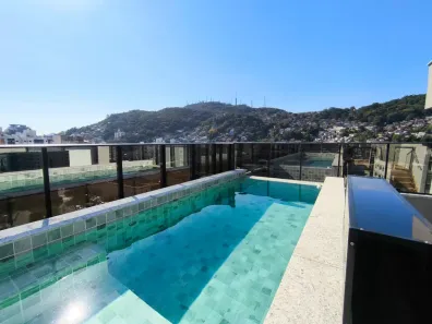 Apartamento com 2 Quartos à venda, 69m² no Centro, Florianópolis