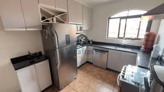 Sobrado com 4 Quartos à venda, 140m² no Centro, Mogi das Cruzes