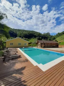 Fazenda/Sítio com 4 Quartos à venda, 100m² no Usina, Antônio Carlos