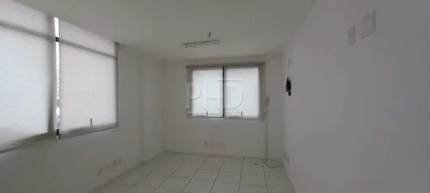 Sala Comercial à venda, 32m² no Centro, São Bernardo do Campo