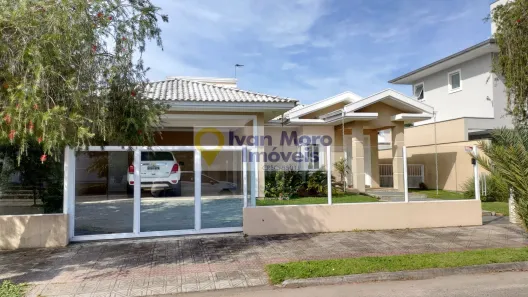 Casa com 3 Quartos à venda, 204m² no Cachoeira do Bom Jesus, Florianópolis
