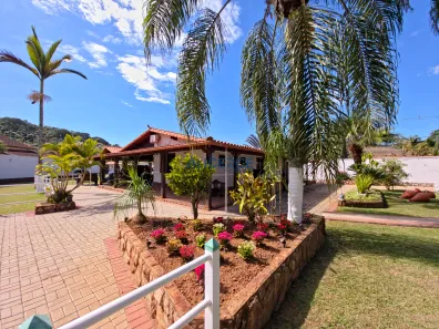 Casa de Condomínio com 3 Quartos à venda, 1700m² no Jardim L Ermitage, Juiz de Fora