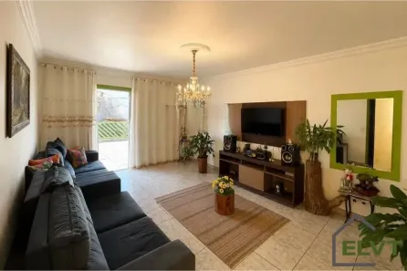 Sobrado com 3 Quartos à venda, 212m² no Santo Antônio, Osasco