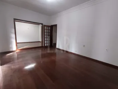 Casa com 4 Quartos para alugar, 250m² no Barroca, Belo Horizonte