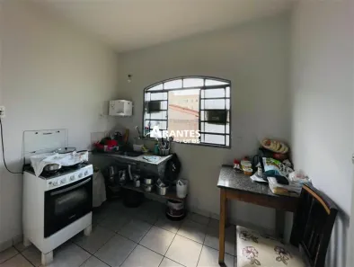 Casa com 2 Quartos à venda, 123m² no Santa Mônica, Uberlândia