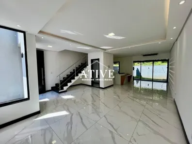 Casa de Condomínio com 3 Quartos para alugar, 150m² no Jansen, Gravataí