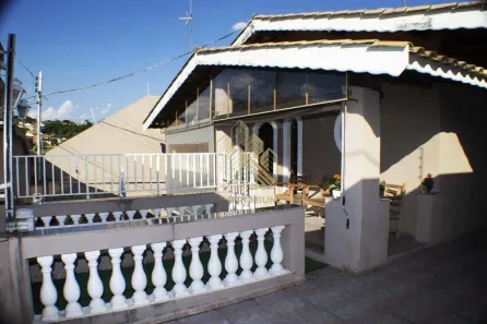 Casa com 3 Quartos à venda, 260m² no Vila Gardênia, Atibaia