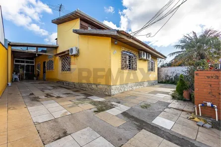 Casa com 4 Quartos à venda, 300m² no Tindiquera, Araucária