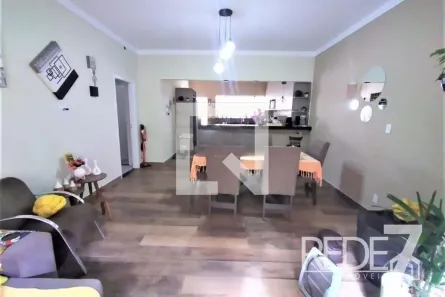 Casa com 3 Quartos à venda, 273m² no Jardim Chapadão, Campinas